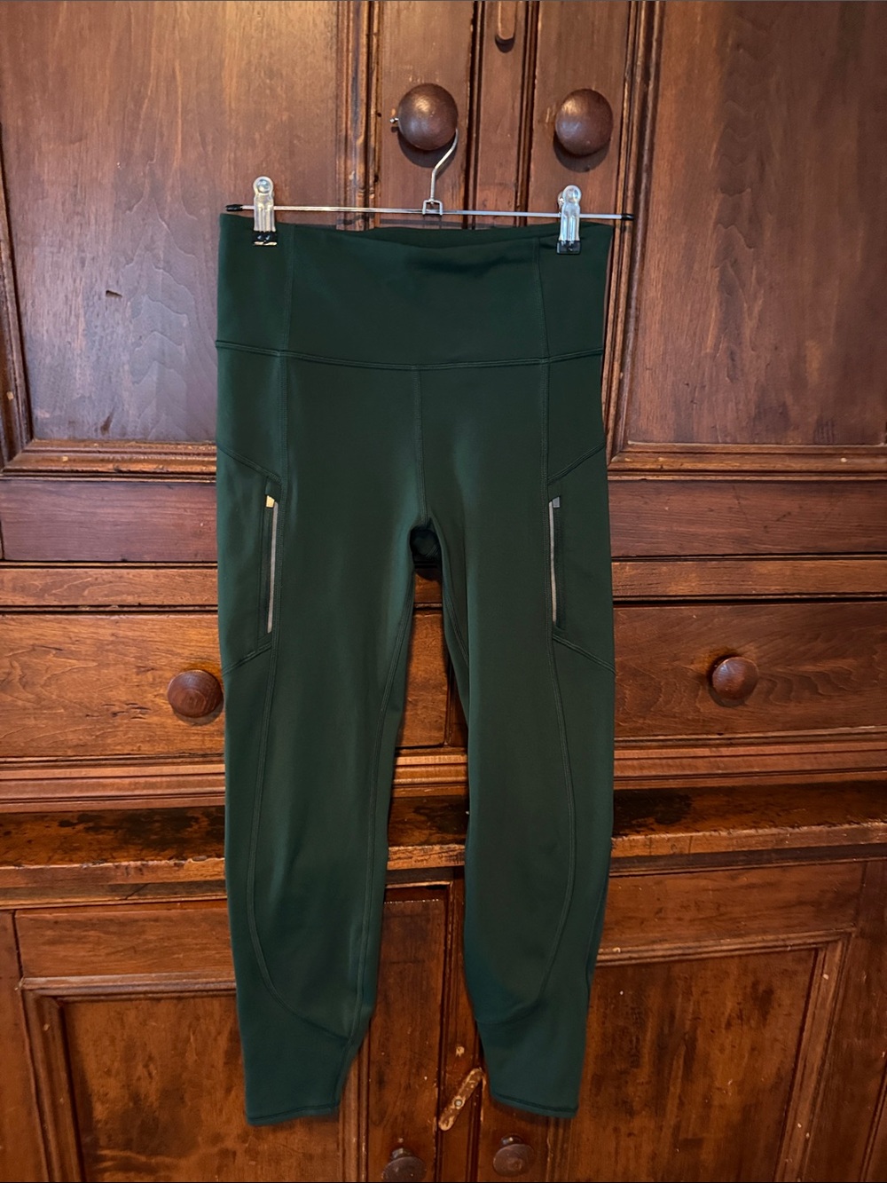 Athleta Forest Green High-Waist Leggings with Zip Pocket Rainier 7/8